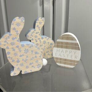 Wooden Easter Floral Bunnies & Egg Decor Country Farmhouse Accents 6"x 3.5"
